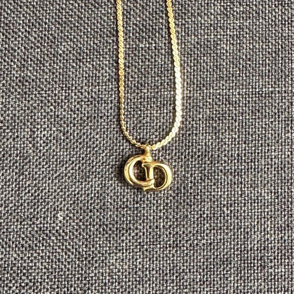 CHRISTIAN DIOR CD Logo Clip-On Earrings and Necklace Set (UNUSED) - Picture 11 of 13